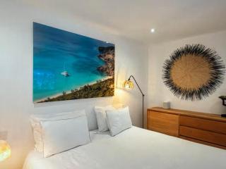 Exclusive Island Retreat - 2