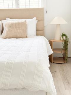 Brisbane CBD - 2BR - Sleeps 6 - Snacks WIFI - Parking - 6