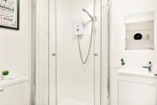 Premier City Centre Room- Ensuite - 2