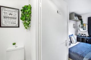 Premier City Centre Room- Ensuite - 6