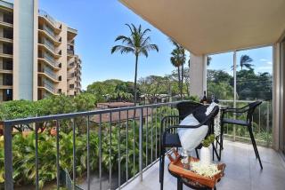 Royal Kahana 301 · RK 301 Remodeled OceanFront 2BD w Ocean Views - 2