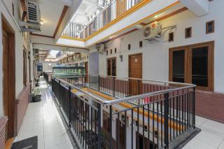 RedDoorz near Juanda International Airport 2 - 0