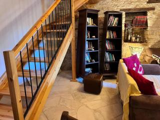 Charming 3-Bedroom Cottage in Heart of Vasa Koilaniou - 5