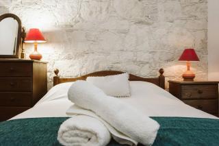 Charming 3-Bedroom Cottage in Heart of Vasa Koilaniou - 2