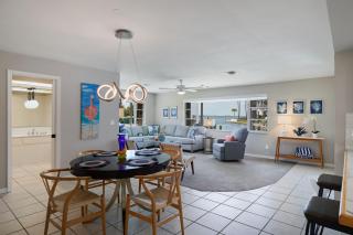 Waterfront home near beaches Multi month welcomed - inquire - 7