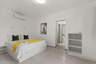 2BDR in Old Town - 8