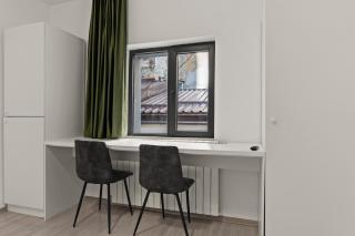 2BDR in Old Town - 3