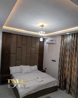 Dwellux Apartment - 3