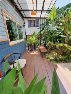 We Home Guesthouse - 5