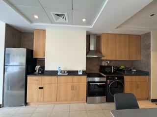 Click Stay - JLT - Entire Studio & Balcony Lakes view Apartment -HW - 6