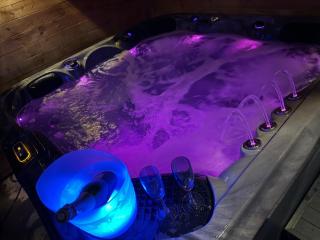 Maison cocooning , avec double jacuzzi et piscine - 2