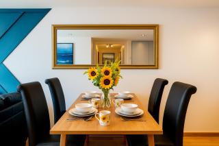 Sidemersey Livings- Convenient and Central 2-Bedroom Haven in L1, Secured Parking - 0