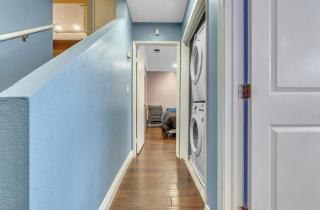 2 Bed Apartment with Private Terrace Near SoFi - 7