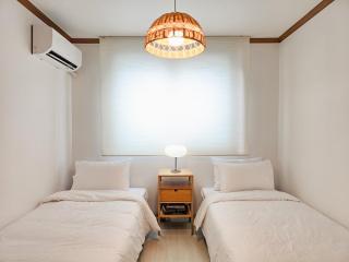 Sunny Stay Gongdeok Station - 5