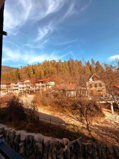 Studio Likani Resident - 3