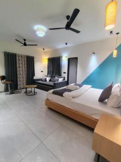 The Boho Peach Villa - 6