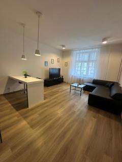 CenterPoint Apartment - 7