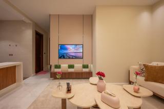 شقة فاخرة بثلاث غرف نوم دخول ذكي وموقف خاص - 3