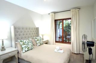 Garden Apartment 1km to Convention Center - 7