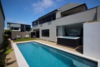 Family Friendly Beach Haven with Pool, Spa & Ocean Views - 8