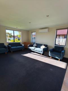 East Luxury house - 7