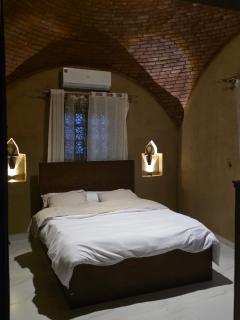 Lovely Private Villa - 8