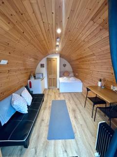 Woodside Round Pod - 9