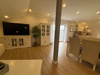 Landhausstübchen 105qm mit Balkon-2 Schlafzimmer-Bad-WC-WiFi-Kaffeemaschine-Waschmaschine-Trockner-Föhn-Handtücher und Bettwäsche-sehr familienfreundlich - 0