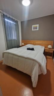 Magnifique Maison familiale au Mas des Vignes F4 très bien équipée 8pers terrasse, clim, grande piscine d'été et piscine chauffée l'hiver parking gratuit - 5