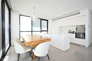 Modern Beachfront Haven 3BR by HolyGuest - 6