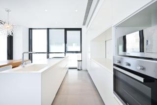 Modern Beachfront Haven 3BR by HolyGuest - 5