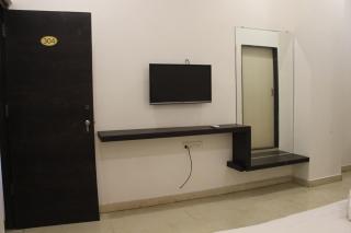 Hotel Golden Leaf - 2