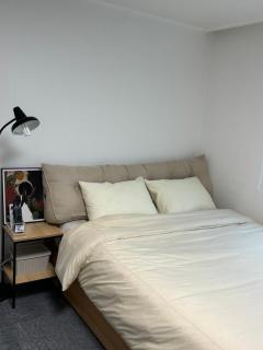 연남동 홍대입구역 3번 출구 5분 거리 넓은 숙소 - 2