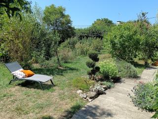 Chambre calme et verdure - 1