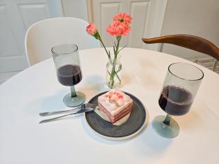 동대입구역5분,약수역6분,공항버스5분 숙소 - 동대문,명동,종로,이태원10분 최고의 접근성 - 8