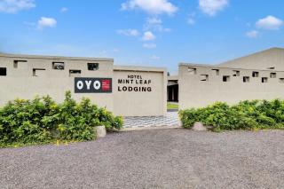 Hotel O Mint Leaf & Lodging - 8