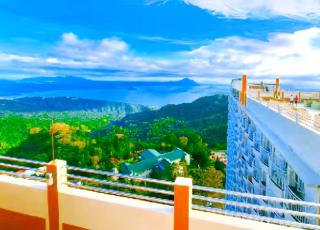 Tagaytay Hideaway 2-Bedrooms, Sleeps 12 in CITYLAND Prime Condo with Big Living room, Kitchen, Free Swimming Pool, 2 Parking, Wi-Fi, Netflix, Perfect View-Deck on 24F rooftop - 4