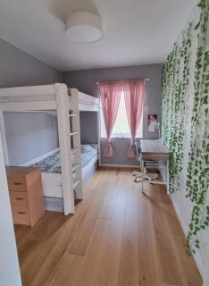 Stunning, modern home with a lakeview - 3