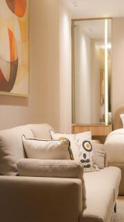 Luxe Haven Studio Comfort near Boulevard111 - 3