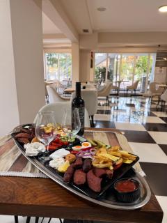 Krokodil hotel & bar - 6