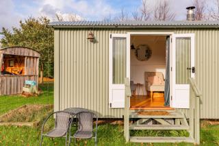 Shepherds Hut by Leap Escapes - 9