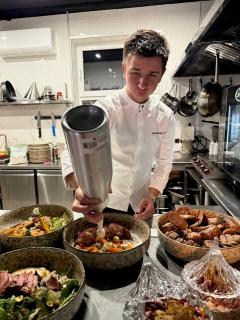 Gloria Hotel by YOLO - 4