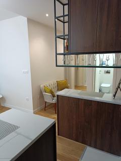 Gorgerous 2 Bed Apartment - 2