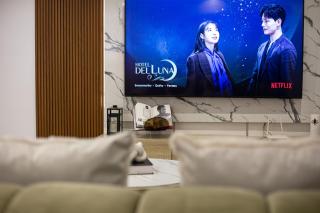 Atelier Lux Homes- Modern Service Apartments with Amazing Designs - 1