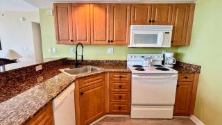 Lovers Key Resort Suite 2 - Waterfront Boat Watching - 6