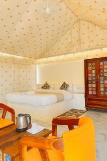 Desert Camp luxury night resort - 8