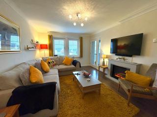 Primrose View House - 0