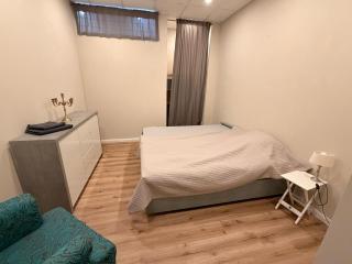 Urban Comfort Apartment - 4