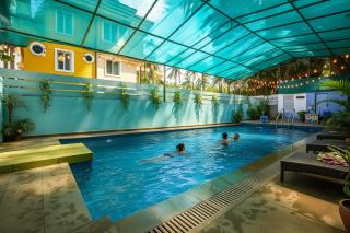 FabHotel Bagatel - 8