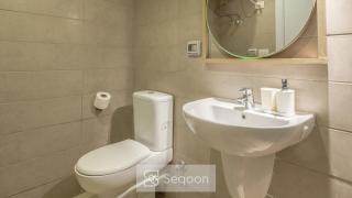 Serenity Studio in G-Cribs - 7